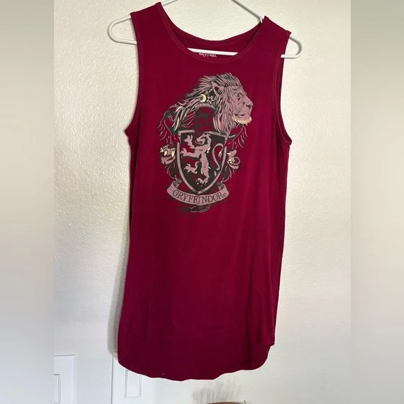 Gryffindor Harry Potter tank top size medium - Picture 1 of 4